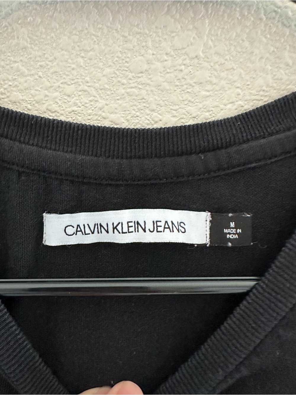 Calvin Klein Jeans Black Tee Dress with Red Logo - Picture 3 of 4